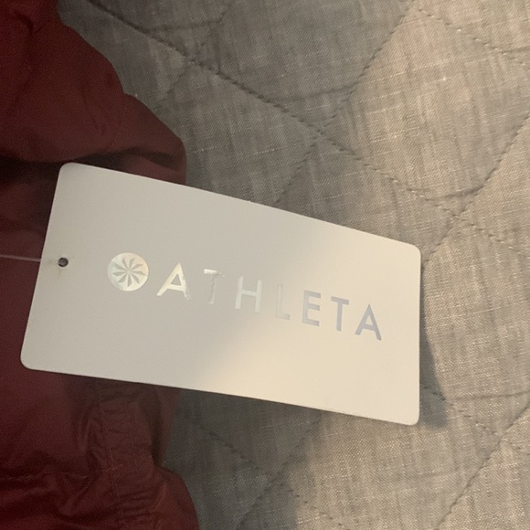 Parka - Picture 5 of 8